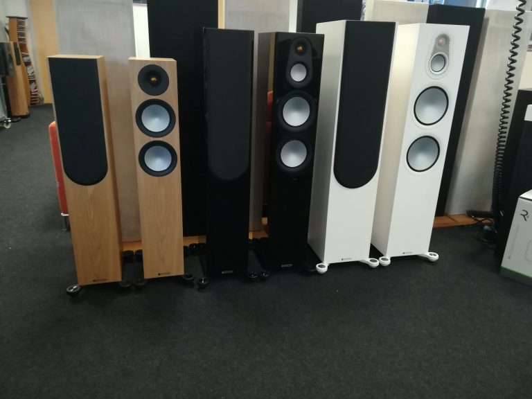 monitor-audio-silver-500